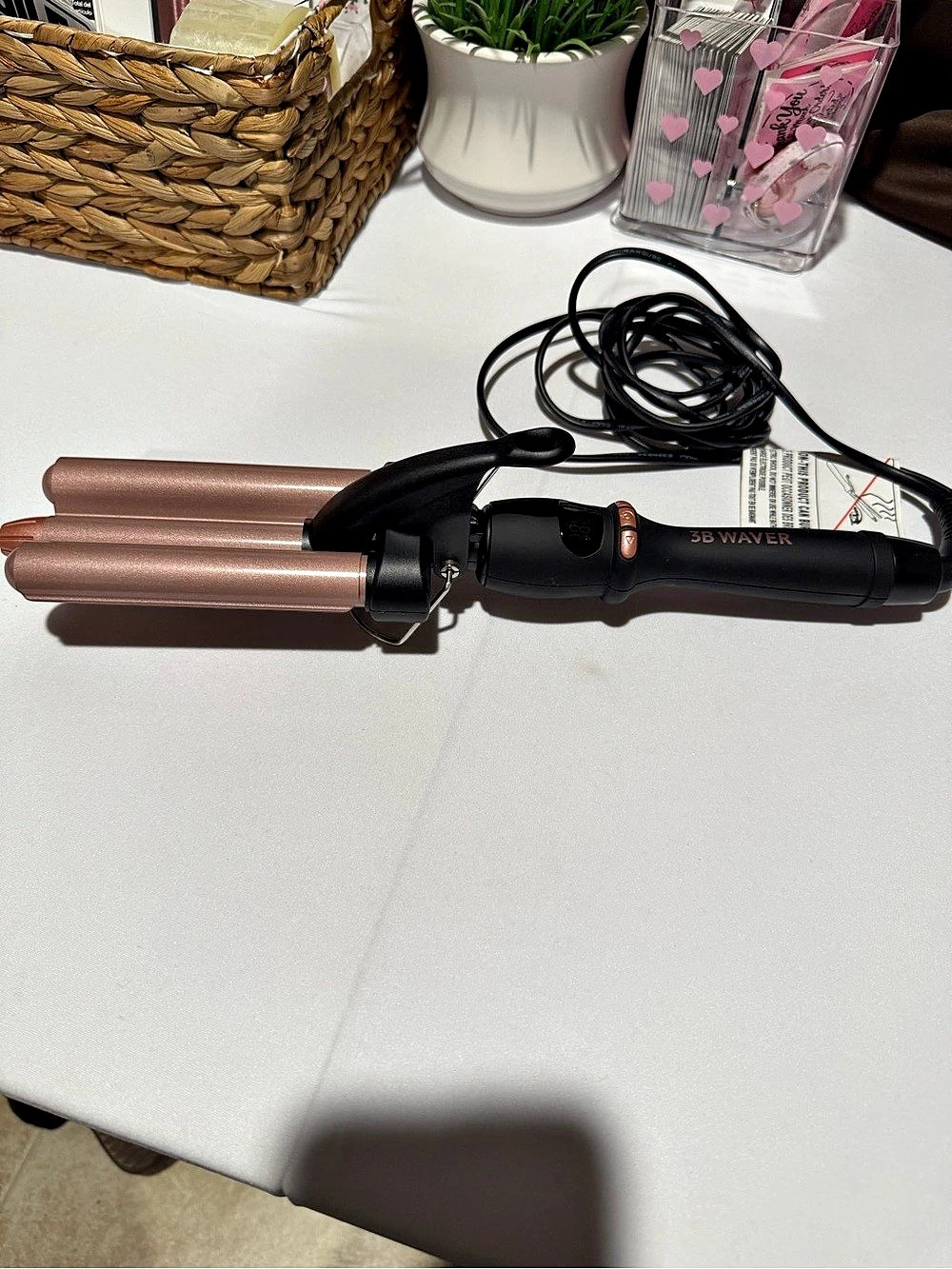 Beachwaver B3 3000 Triple Barrel Hair Waver Black Pink